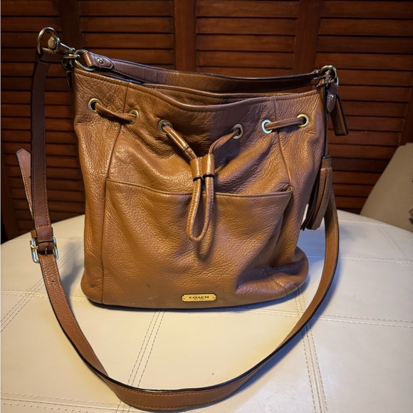 Coach Avery Leather Drawstring  (F27003) - Picture 1 of 8